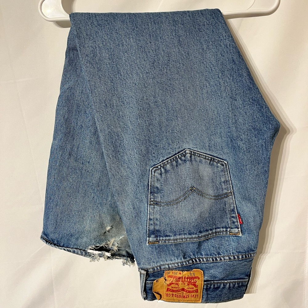 Levi 501 jeans